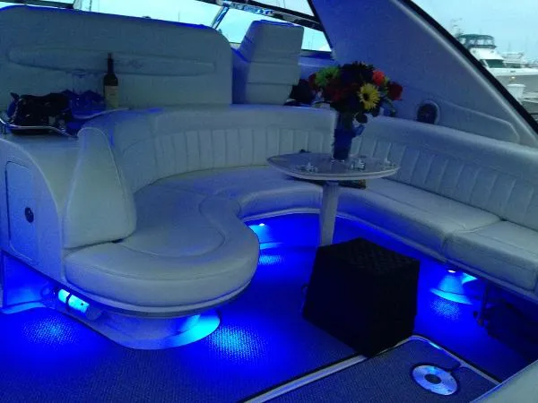Slide: The Image of Sea Ray 450 Sundancer 1998 - 9