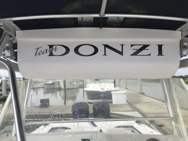 Slide: The Image of Donzi 32 ZF 2000 - 3