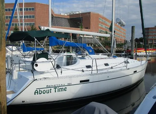 Slide: The Image of Beneteau 331 2004 - 1