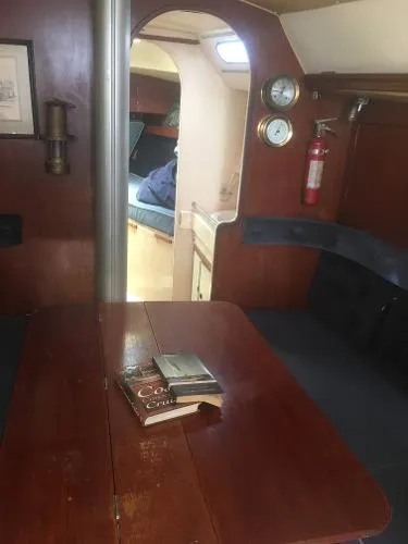 Slide: The Image of Camper & Nicholsons Sloop 1983 - 2