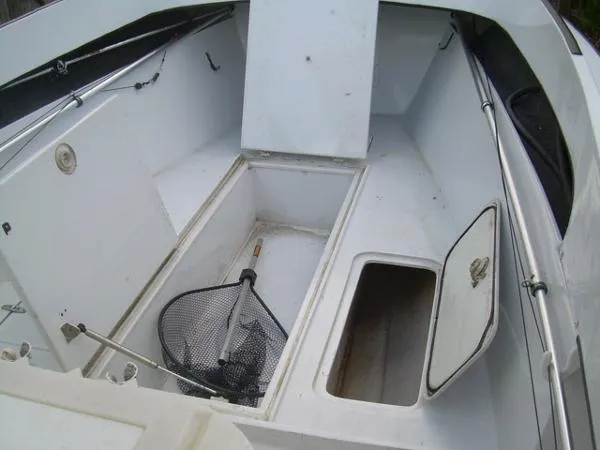 Slide: The Image of SeaVee Center Console 1980 - 3