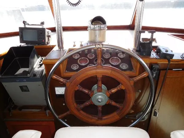 Slide: The Image of Stephens FB Motoryacht 1969 - 7
