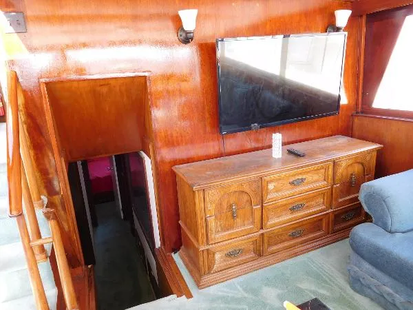 Slide: The Image of Stephens FB Motoryacht 1969 - 8