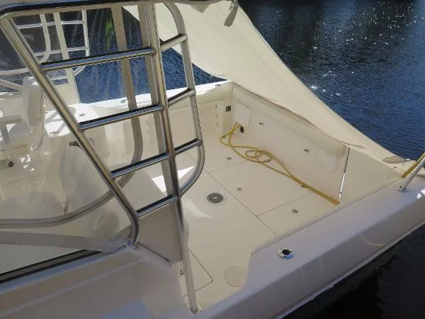 Slide: The Image of Sport-Craft 31 Sportfish 2008 - 10