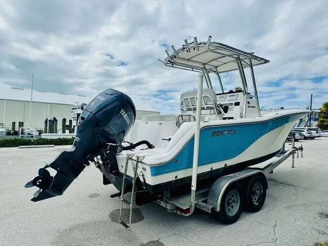 Slide: The Image of Sea Fox 228 Commander 2020 - 22