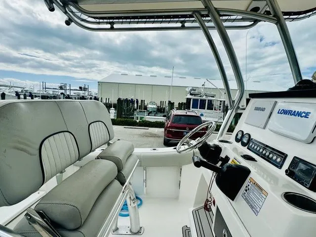 Slide: The Image of Sea Fox 228 Commander 2020 - 8