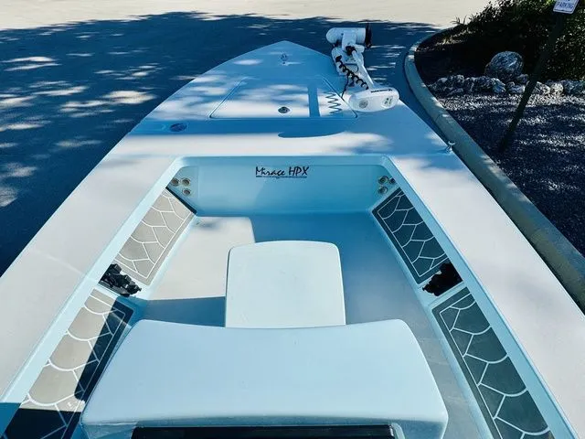 Slide: The Image of Maverick 18 HPX-V 2020 - 11