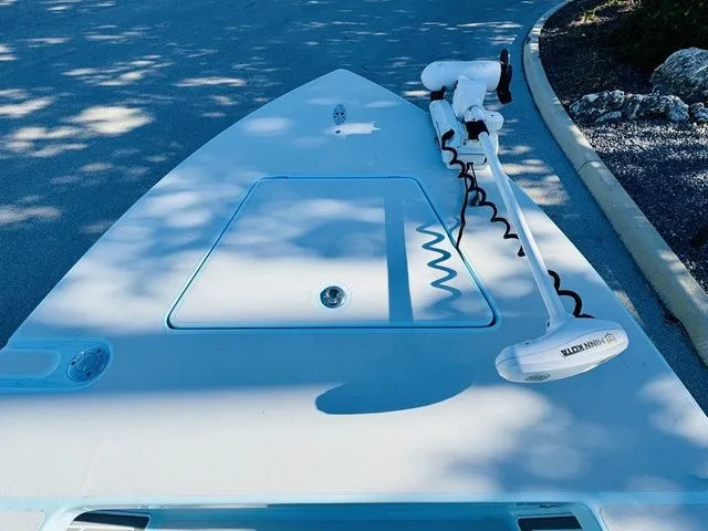 Slide: The Image of Maverick 18 HPX-V 2020 - 13