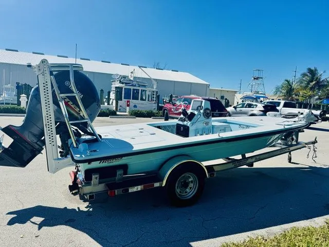 Slide: The Image of Maverick 18 HPX-V 2020 - 14