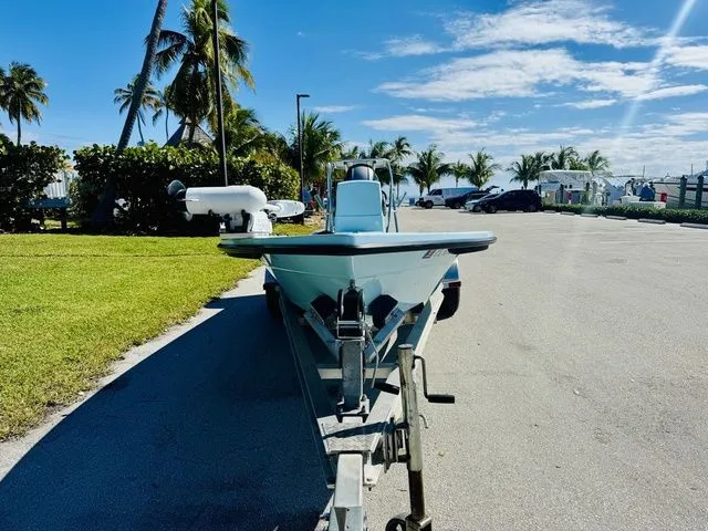 Slide: The Image of Maverick 18 HPX-V 2020 - 17