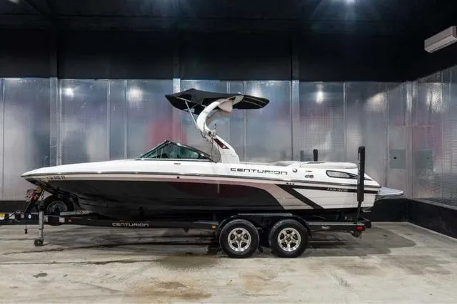 The Image of Centurion Enzo 230 2011 - 1