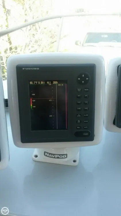 Slide: The Image of Boston Whaler 25 Challenger 2002 - 11