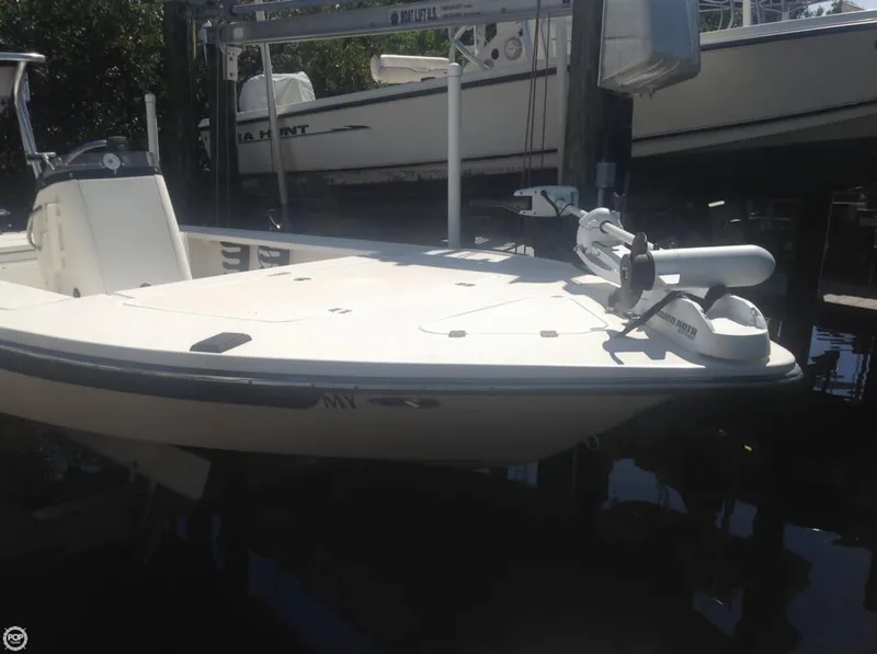 Slide: The Image of Sterling Powerboats 170 2005 - 1