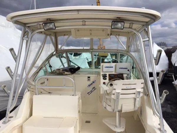 Slide: The Image of Albemarle 268 Express Fisherman 2004 - 5