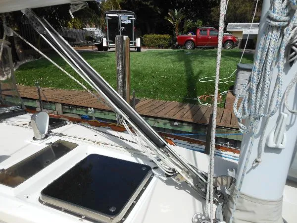 Slide: The Image of Sabre 38 MK II CB 1988 - 10