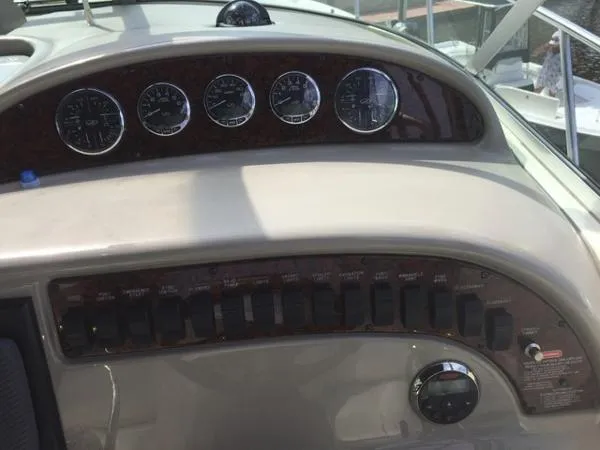 Slide: The Image of Sea Ray 290 Amberjack 2006 - 11