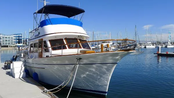 Slide: The Image of Albin 43 Trawler 1979 - 0