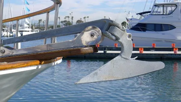 Slide: The Image of Albin 43 Trawler 1979 - 1