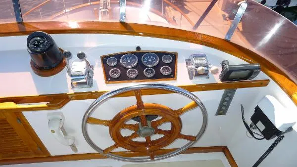 Slide: The Image of Albin 43 Trawler 1979 - 10