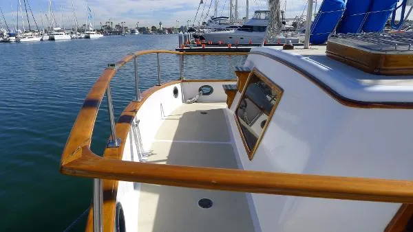 Slide: The Image of Albin 43 Trawler 1979 - 3