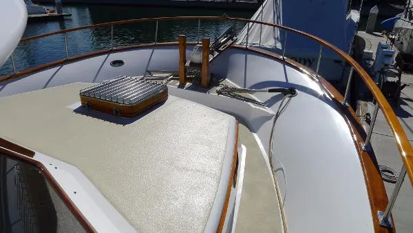 Slide: The Image of Albin 43 Trawler 1979 - 5