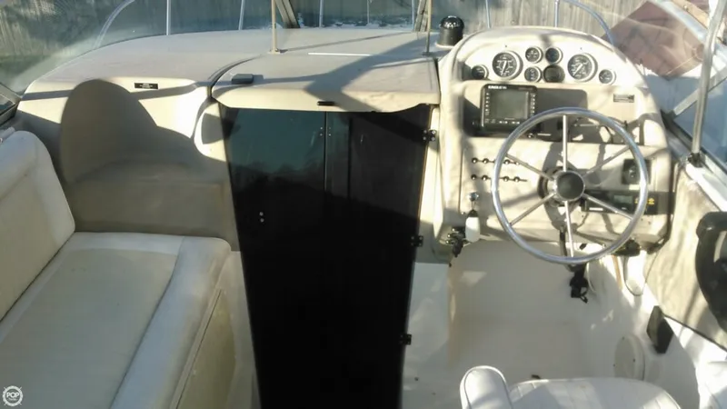 Slide: The Image of Bayliner 2355 Ciera 1996 - 4