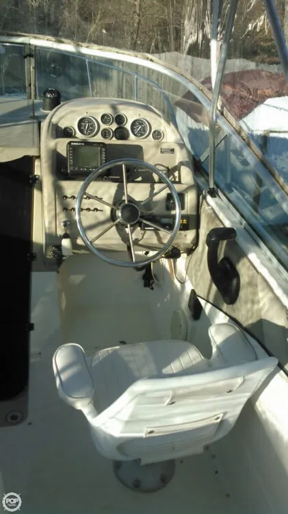 Slide: The Image of Bayliner 2355 Ciera 1996 - 5