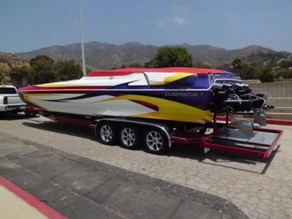 Slide: The Image of Eliminator 33 Daytona 2005 - 3