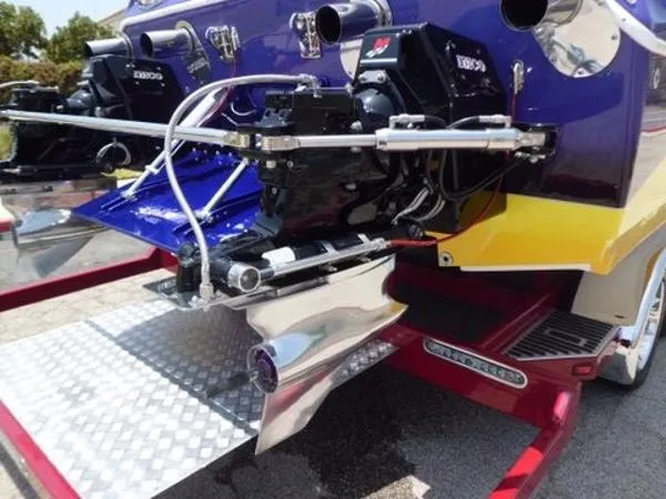 Slide: The Image of Eliminator 33 Daytona 2005 - 8