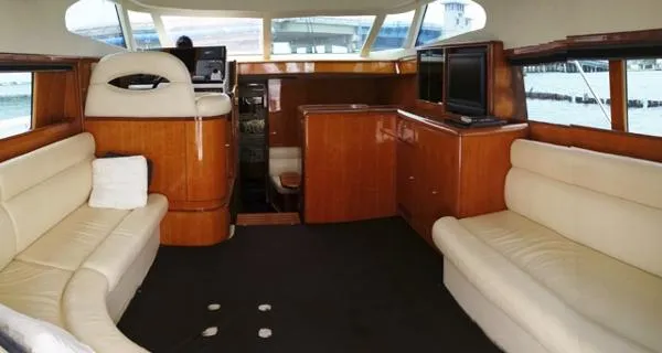 Slide: The Image of Dyna 48 Flybridge 2002 - 1