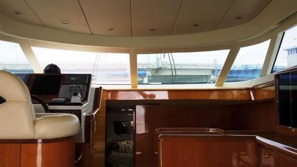 Slide: The Image of Dyna 48 Flybridge 2002 - 2
