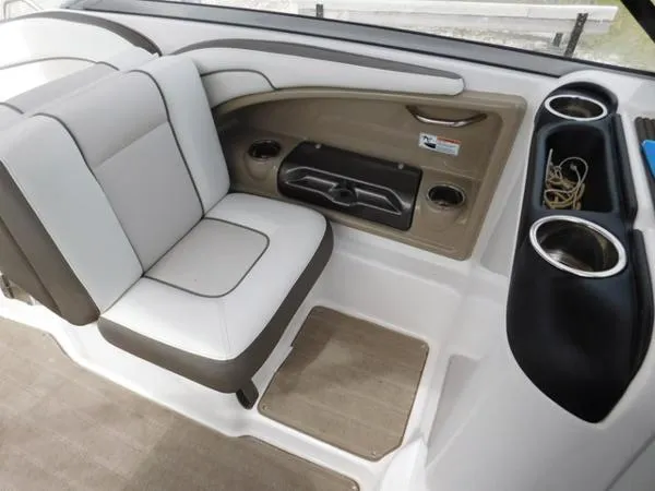 Slide: The Image of Yamaha 242 Limited S 2013 - 5
