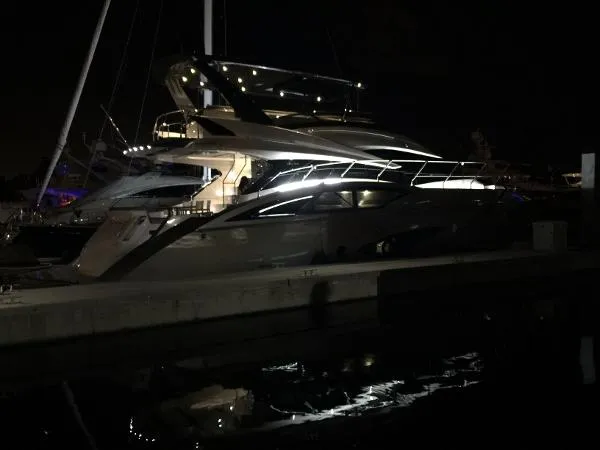 Slide: The Image of Marquis 630 Marquis Sport Yacht 2014 - 3