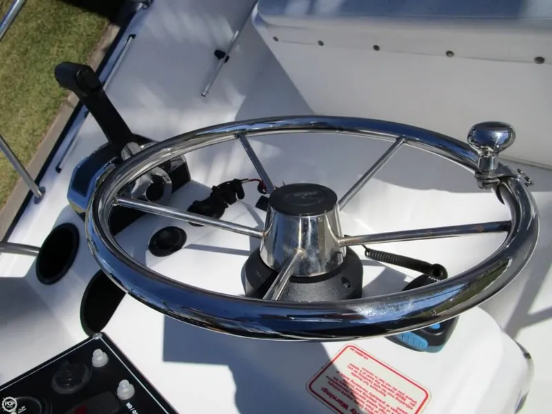 Slide: The Image of Boston Whaler 170 Montauk 2004 - 5