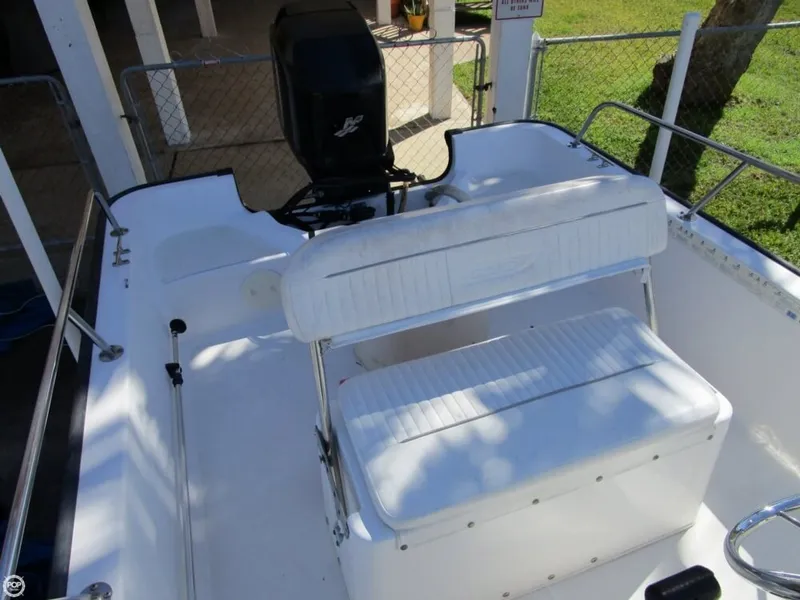 Slide: The Image of Boston Whaler 170 Montauk 2004 - 9