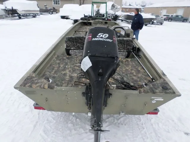 Slide: The Image of Tracker 1754 Grizzle 2003 - 6