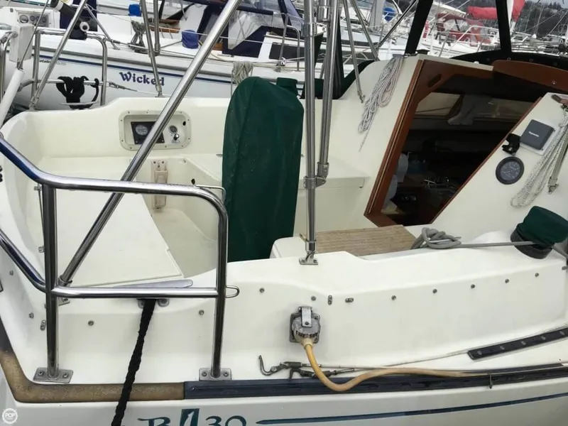 Slide: The Image of Islander Bahama 30 1980 - 4