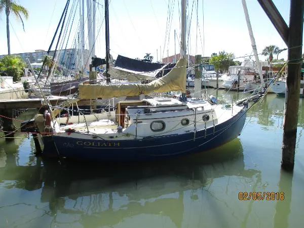 Slide: The Image of Pacific Seacraft Flicka 1980 - 0