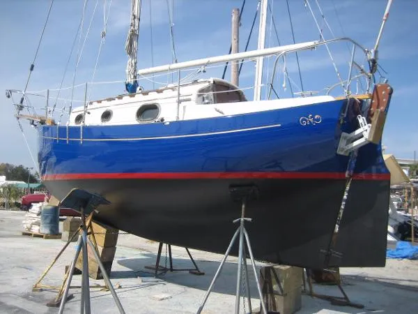 Slide: The Image of Pacific Seacraft Flicka 1980 - 2