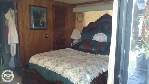 Slide: The Image of Riverchase Cruisers Inc 15 x 72 Houseboat 1992 - 10