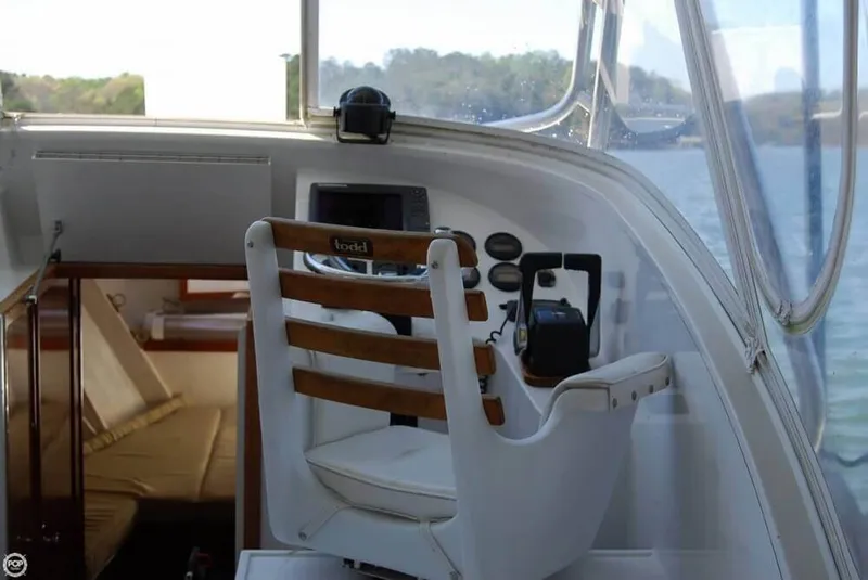 Slide: The Image of Carolinian Boat Works Carolinian 28 Express 2009 - 10