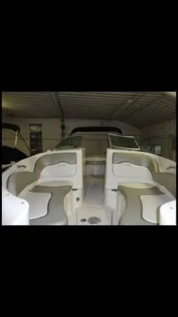 Slide: The Image of Sea Ray 220 Sundeck 2006 - 6