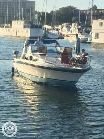 Slide: The Image of Bayliner 320 Conquest 1986 - 3