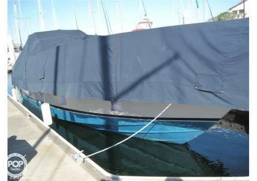 Slide: The Image of Bayliner 320 Conquest 1986 - 8