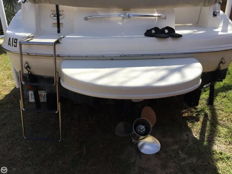 Slide: The Image of Sea Ray 210 Sundeck 2001 - 3