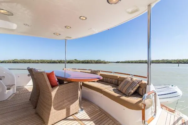 Slide: The Image of Lazzara Yachts 74 Motoryacht 2006 - 2