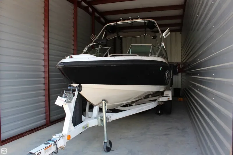 Slide: The Image of Mastercraft X30 2001 - 3