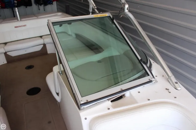 Slide: The Image of Mastercraft X30 2001 - 9