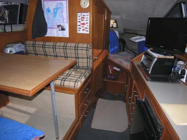 Slide: The Image of Silverton 29 Sport Cruiser 1985 - 2
