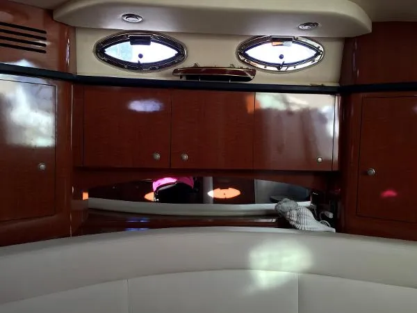 Slide: The Image of Sea Ray 320 Sundancer 2005 - 4